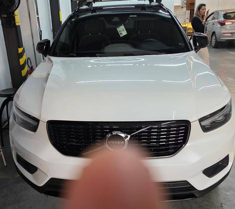 VOLVO XC40 1.5 T5 RECHARGE R-DESIGN GEARTRONIC VOLVO XC40 1.5 T5 RECHARGE R-DESIGN GEARTRONIC